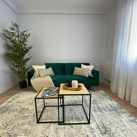 Apartment Byandreea Etxebi Guernica y Luno